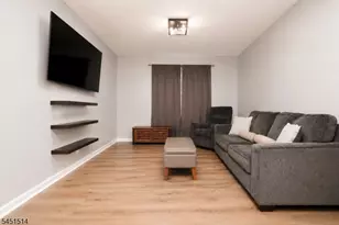 1906 Paterson Plank Rd Unit, North Bergen, NJ 07047 - Photo 5