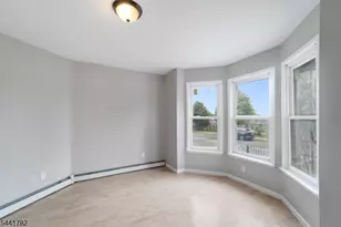 318 Grove St, Newark, NJ 07103 - Photo 9