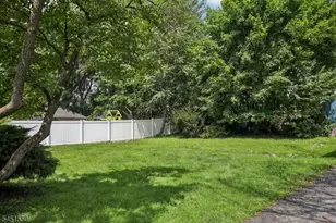 147 Phelps Ave, Englewood, NJ 07631 - Photo 43