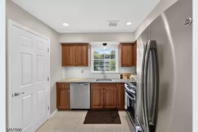 179 Roseland Ave #12, Caldwell Boro Twp., NJ 07006 - Photo 7
