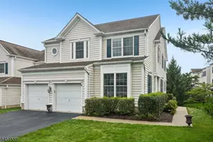 2 Constitution Ln, Totowa, NJ 07512 - Photo 3