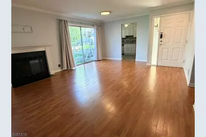 551 Clubhouse Ct U-4, Union Township, NJ 07083 - Photo 9