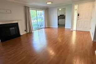 551 Clubhouse Ct U-4, Union Township, NJ 07083 - Photo 9