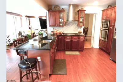 2 Koewing Pl, West Orange Township, NJ 07052 - Photo 5