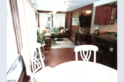 2 Koewing Pl, West Orange Township, NJ 07052 - Photo 9