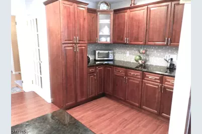 2 Koewing Pl, West Orange Township, NJ 07052 - Photo 7