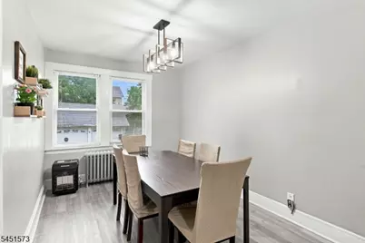27 Philip Pl, Irvington, NJ 07111 - Photo 3