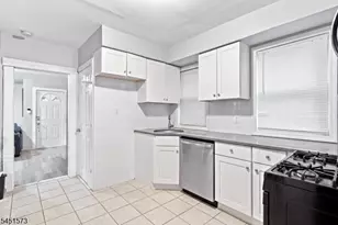 27 Philip Pl, Irvington, NJ 07111 - Photo 9