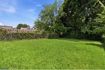 312 Stuyvesant Ave, Newark, NJ 07106 - Photo 23