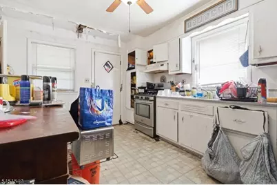 312 Stuyvesant Ave, Newark, NJ 07106 - Photo 7