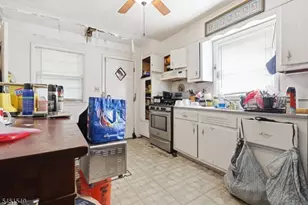 312 Stuyvesant Ave., Newark, NJ 07106 - Photo 7
