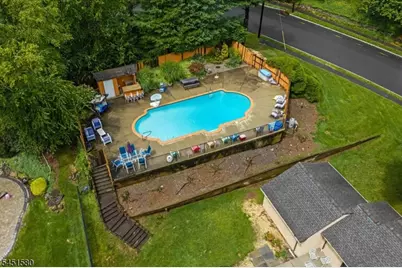 25 N Hillside Ave, Livingston, NJ 07039 - Photo 33