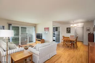 28 Deanna Dr, Hillsborough Township, NJ 08844 - Photo 5