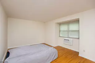 28 Deanna Dr, Hillsborough Township, NJ 08844 - Photo 7