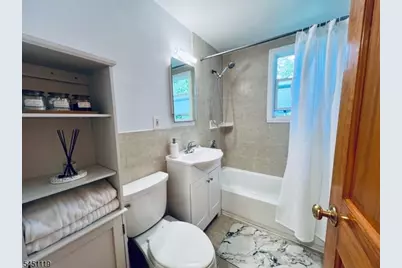 519 Brooklawn Ave #H2, Roselle, NJ 07203 - Photo 5