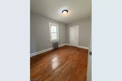 27 Alexander St, New Brunswick, NJ 08901 - Photo 15
