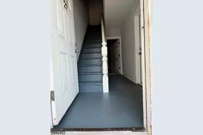 27 Alexander St, New Brunswick, NJ 08901 - Photo 17
