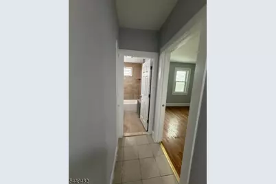 27 Alexander St, New Brunswick, NJ 08901 - Photo 17