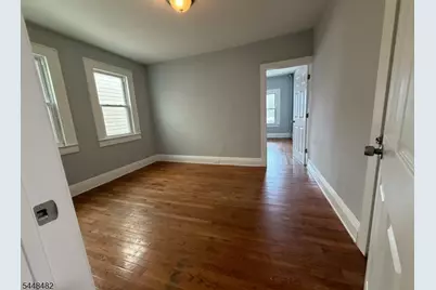 27 Alexander St, New Brunswick, NJ 08901 - Photo 11