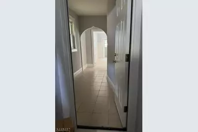 27 Alexander St, New Brunswick, NJ 08901 - Photo 3