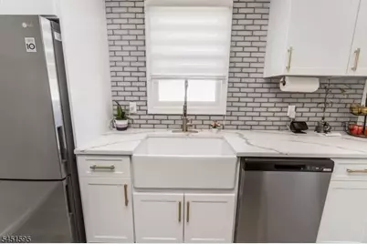 355 Kent St, Phillipsburg, NJ 08865 - Photo 27