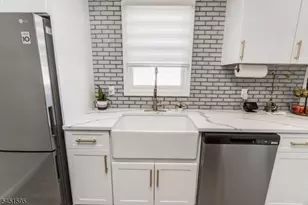 355 Kent St, Phillipsburg, NJ 08865 - Photo 27
