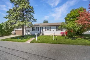 355 Kent St, Phillipsburg, NJ 08865 - Photo 1