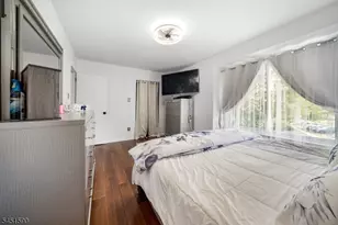 138 Stratford Ct, Hillsborough Township, NJ 08844 - Photo 23