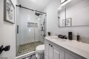 138 Stratford Ct, Hillsborough Township, NJ 08844 - Photo 25
