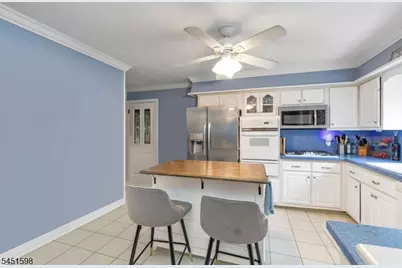 18 E Francis Ave, Marlboro Township, NJ 07751 - Photo 11