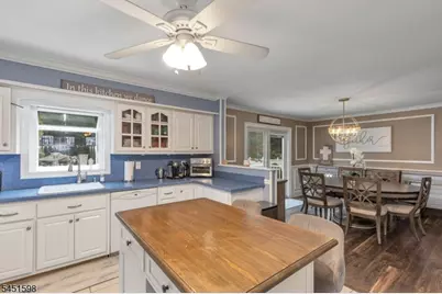 18 E Francis Ave, Marlboro Township, NJ 07751 - Photo 9