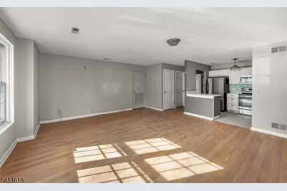 20 Mulford Ct, Roseland, NJ 07068 - Photo 25