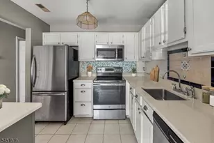 20 Mulford Ct, Roseland, NJ 07068 - Photo 21