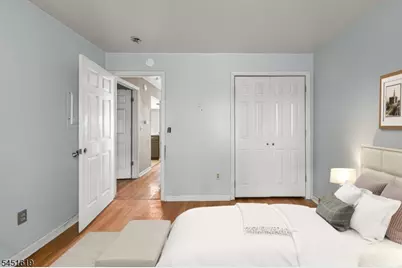 20 Mulford Ct, Roseland, NJ 07068 - Photo 7