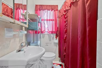 121 Schofield St, Newark, NJ 07106 - Photo 21