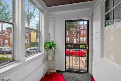 121 Schofield St, Newark, NJ 07106 - Photo 3
