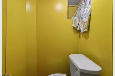 121 Schofield St, Newark, NJ 07106 - Photo 25