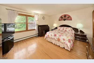 23-16 Ward St, Fair Lawn, NJ 07410 - Photo 13