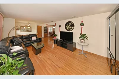 23-16 Ward St, Fair Lawn, NJ 07410 - Photo 3
