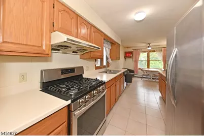 23-16 Ward St, Fair Lawn, NJ 07410 - Photo 7