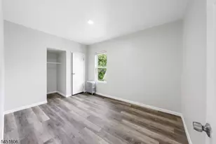 63 S 7th St, Newark, NJ 07107 - Photo 33