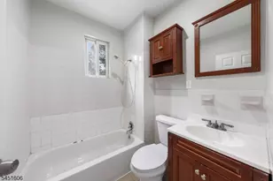 63 S 7th St, Newark, NJ 07107 - Photo 35