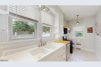 403 Sharp St, Hackettstown, NJ 07840 - Photo 9