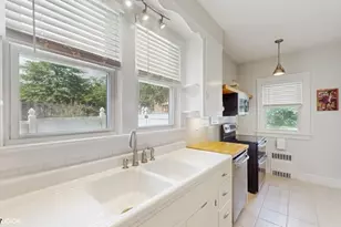 403 Sharp St, Hackettstown, NJ 07840 - Photo 9