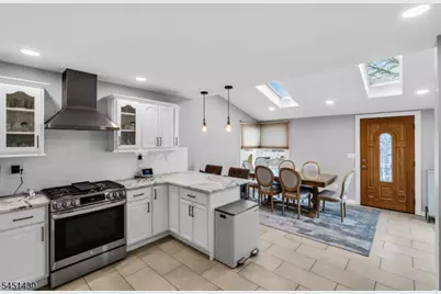 22 Macarthur Ave, Cranford Township, NJ 07016 - Photo 11