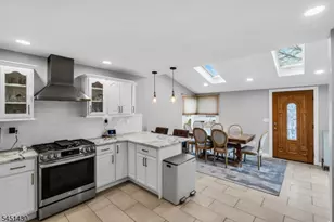 22 Macarthur Ave, Cranford Township, NJ 07016 - Photo 11