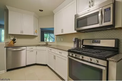 2 Hart Dr, West Orange Township, NJ 07052 - Photo 7
