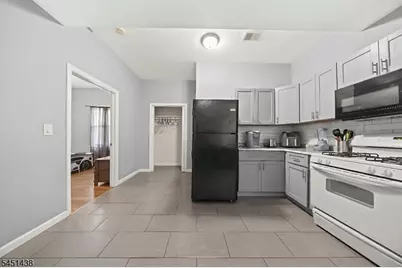 201 3rd St, Elizabeth, NJ 07206 - Photo 15