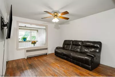 526 Grand Ave, Hackettstown, NJ 07840 - Photo 19