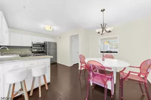 111 Alpine Ct, Stanhope, NJ 07874 - Photo 13